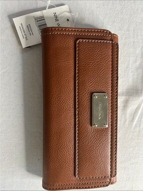 NWT Nine West Brown Leather Trifold Wallet